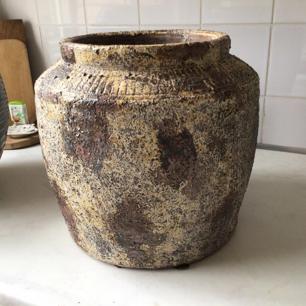 Bloempotten - Overpotten . groot, Ophalen, Rond, Steen, 40 cm of meer