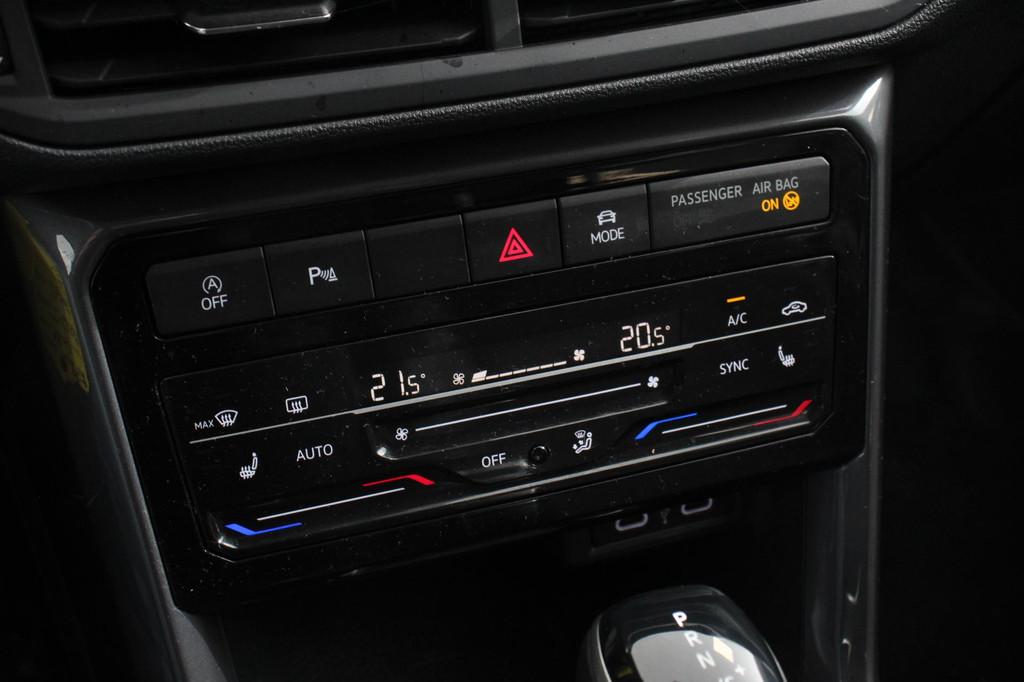 Volkswagen T-Cross 1.5 TSI 150pk DSG Style | Navigatie | Wir, 4 cilinders, 150 pk, Zwart, Grijs