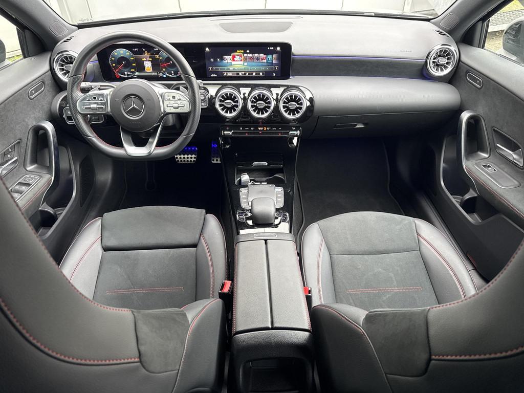Mercedes-Benz A-klasse 200 AMG Line Carplay/Sound/Night Pakk, Stof, Gebruikt, 4 cilinders, Bedrijf