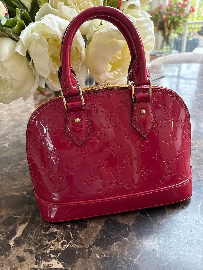 Louis Vuitton Alma BB Vernis Handtas - Zo goed als nieuw, Ophalen of Verzenden, Zo goed als nieuw, Rood, Handtas