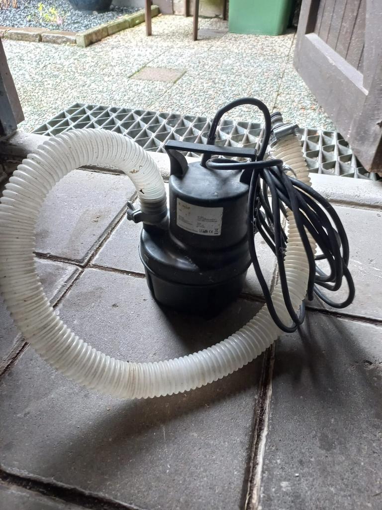 Dompelpomp, Ophalen of Verzenden, Zo goed als nieuw