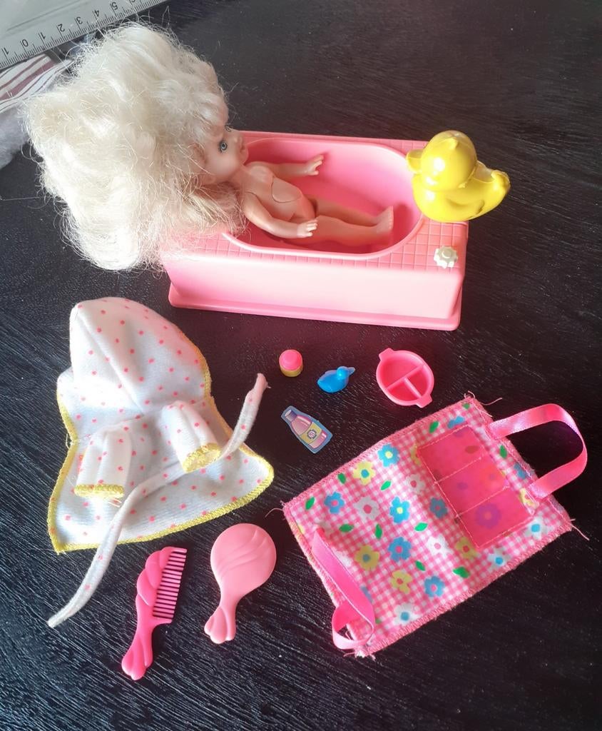 Kelly Mattel popje in bad, Barbie, Verzamelen, Poppen, Ophalen, Gebruikt, Pop