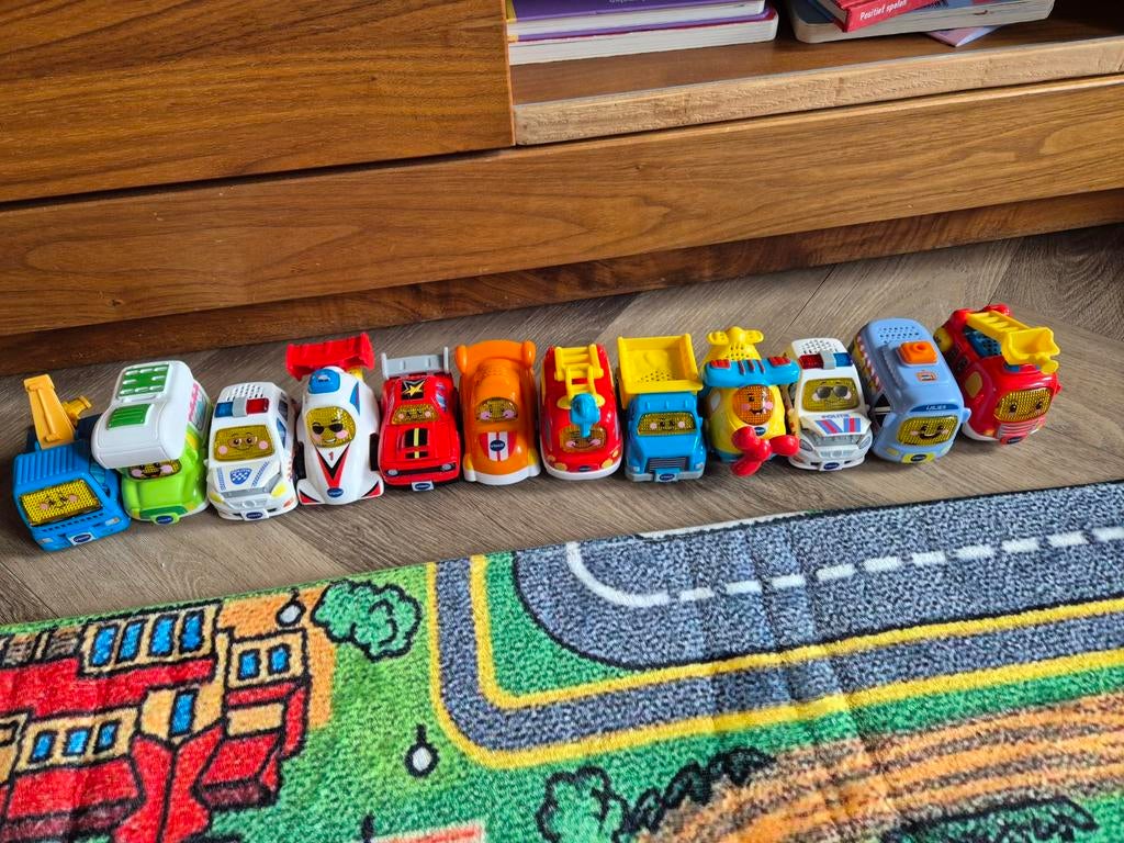 12 Toet Toet Auto's, Ophalen of Verzenden