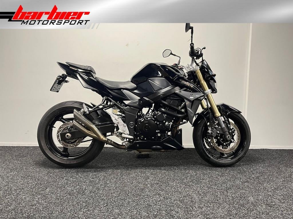 Suzuki GSR 750 A (bj 2012)