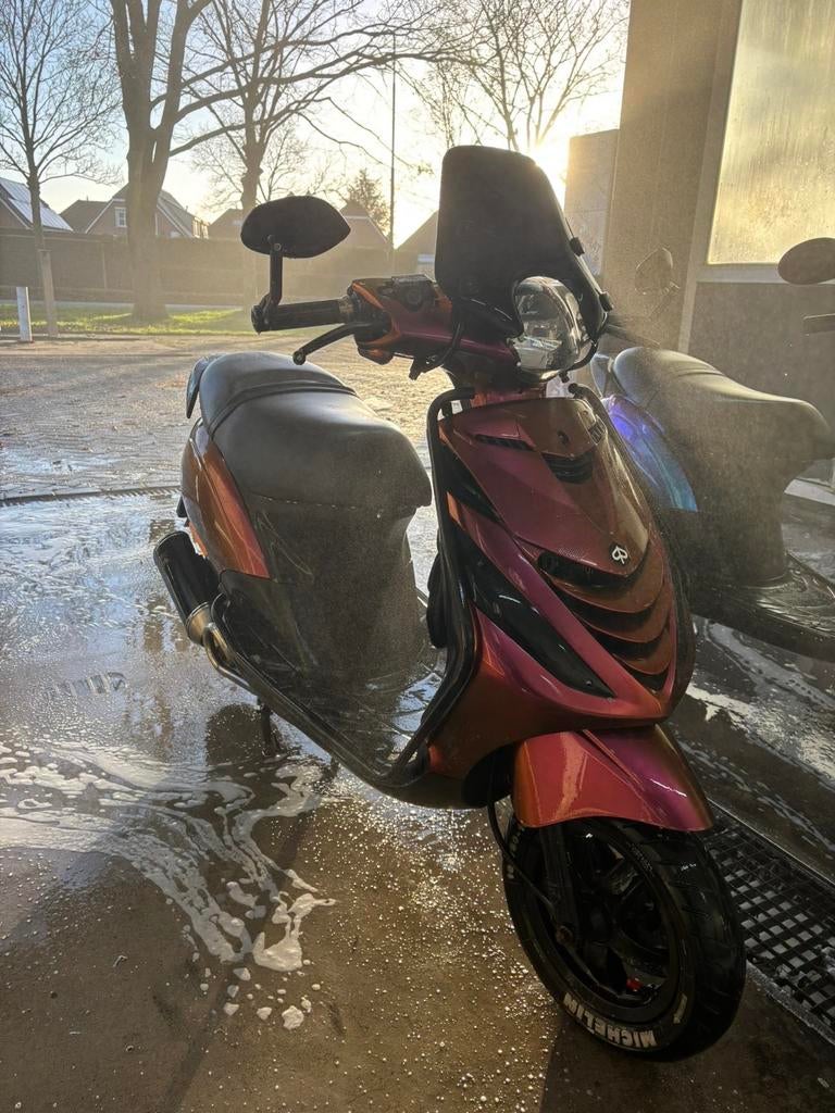 Piaggio zip 4t 2v euro 4 uit 2017 (dealer onderhouden), Ophalen, Maximaal 45 km/u, Zip, Zo goed als nieuw