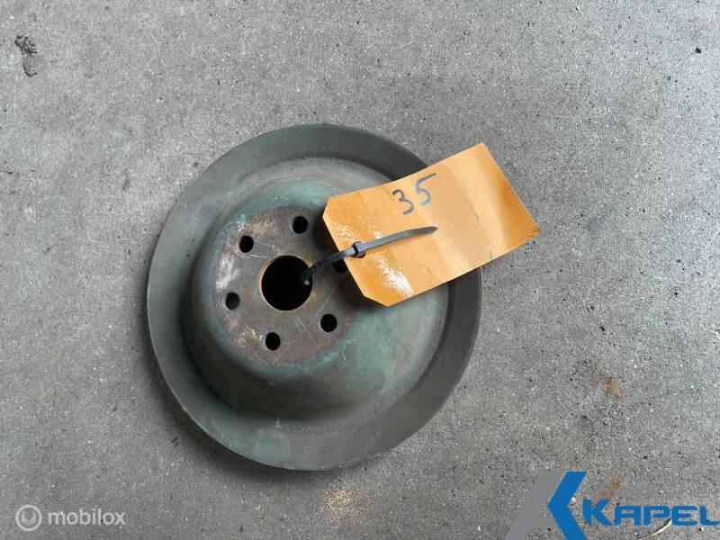 Waterpomp poelie Mercedes OM314, Nieuw