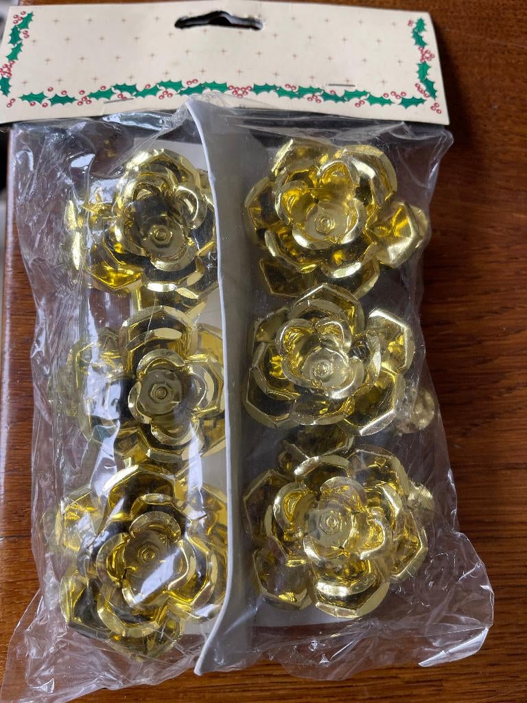 6 'Gouden Rozen' op Clip van Metaal Nieuw in de Verpakking, Ophalen of Verzenden, Nieuw