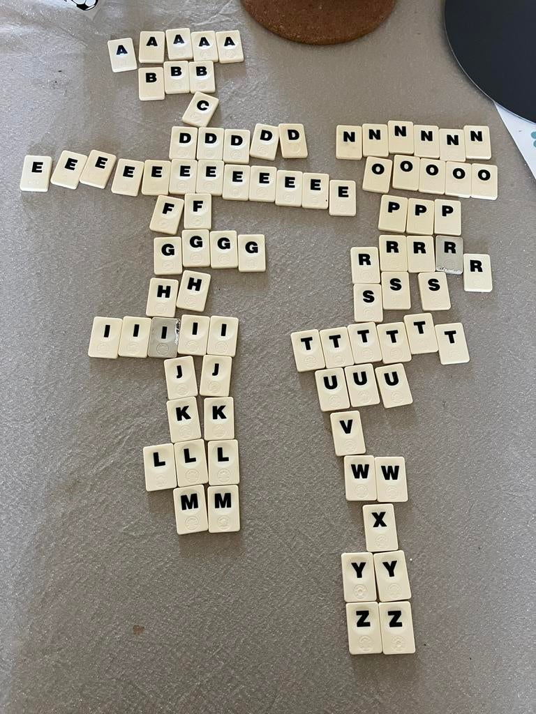 Losse stenen Woord Rummikub, Ophalen, Zo goed als nieuw