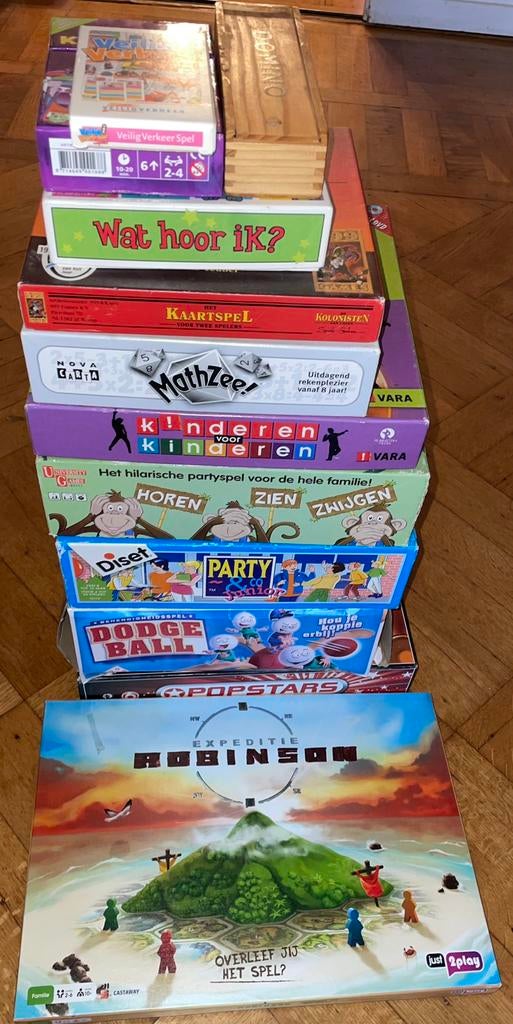 Gezelschapsspel robinson logo mathzee familiespel bordspel, Ophalen of Verzenden, Zo goed als nieuw
