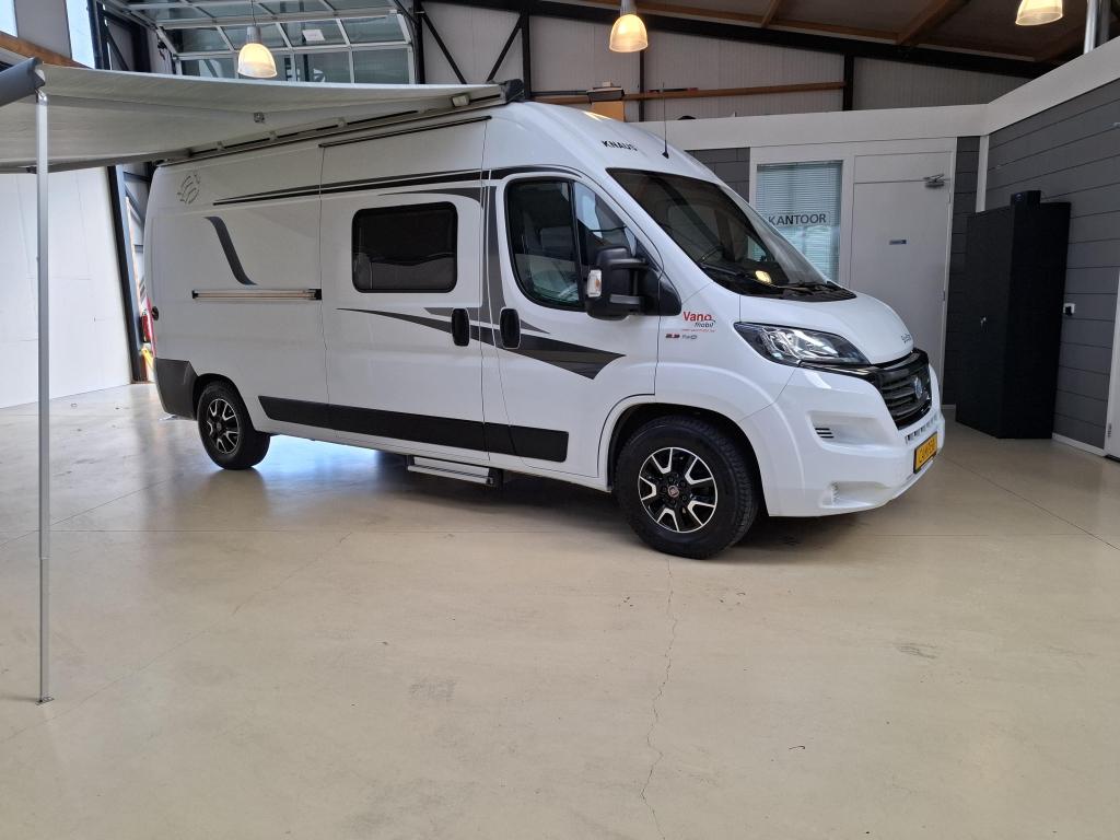 2020 Knaus BoxStar 600 140PK Dwarsbed Trekhaak 24000Km, Caravans en Kamperen, Campers, Luifel, Ringverwarming, Fiat, Bedrijf