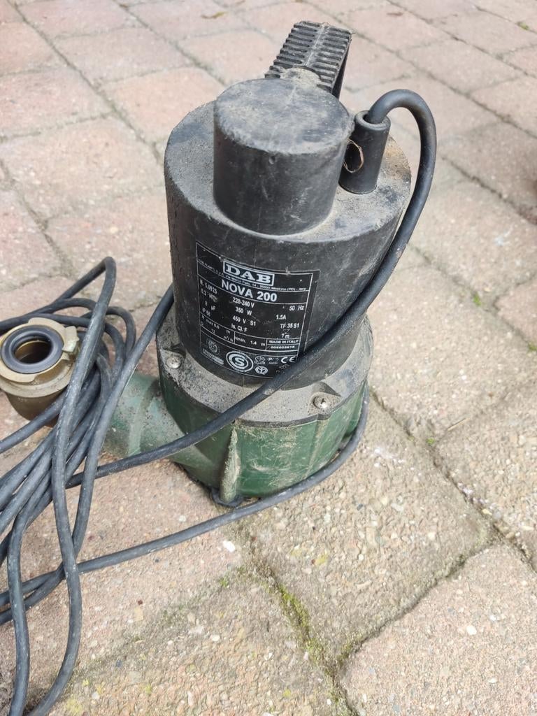 DAB Nova 200 Dompelpomp - Gebruikt, Tuin en Terras, Waterpompen, Ophalen of Verzenden, Gebruikt, Elektrisch, Dompelpomp