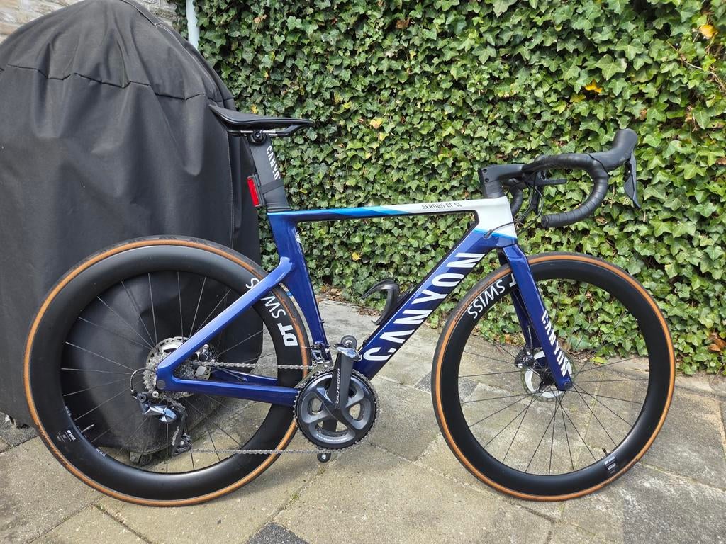 Canyon Aeroad CF SL 8 Disc - Zo goed als nieuw, Carbon, Zo goed als nieuw, Meer dan 20 versnellingen, 53 tot 57 cm