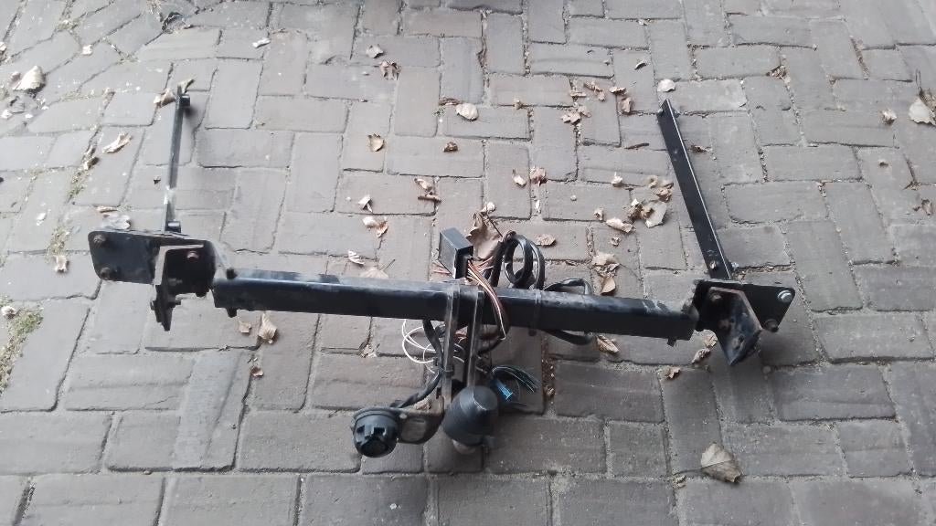 TREKHAAK MERCEDES C KLASSE  W 204   EN S 204  2007 - 2014, Ophalen of Verzenden, Gebruikt