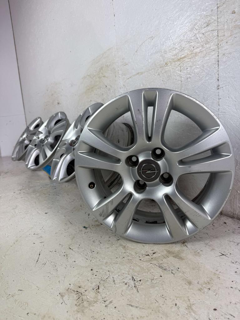 Originele Opel Corsa Tigra Agila Meriva velgen 15" 4x100, Niet ingevuld, Gebruikt, 15 inch, Velg(en)