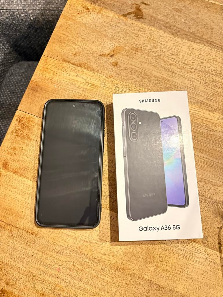 Samsung A36 5G, Ophalen, Zwart, Touchscreen, Zo goed als nieuw