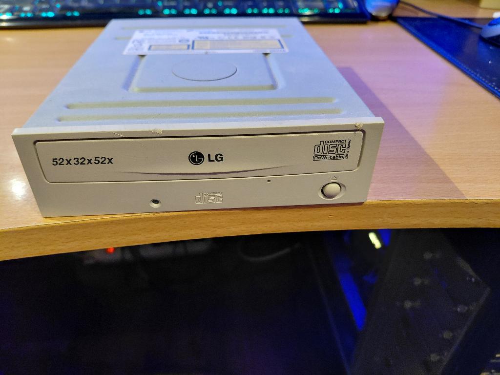 Te koop verschillende PC Dvd Spelers en Branders., Ophalen, Zo goed als nieuw, Overige merken