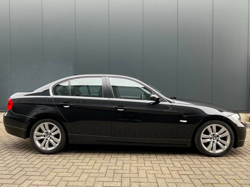 BMW 3-serie 325i Dynamic Executive, Auto's, BMW, Automaat, 745 kg, Achterwielaandrijving, Gebruikt