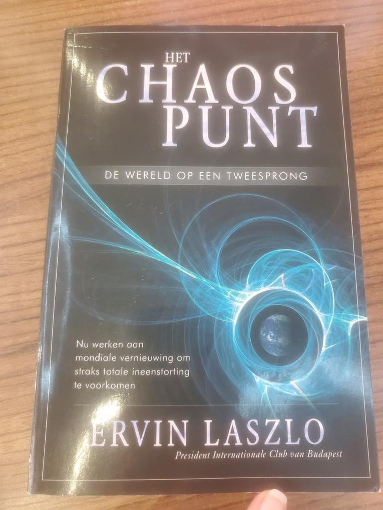 E. Laszlo - Het chaos-punt, Achtergrond en Informatie, Spiritualiteit algemeen, E. Laszlo, Ophalen of Verzenden