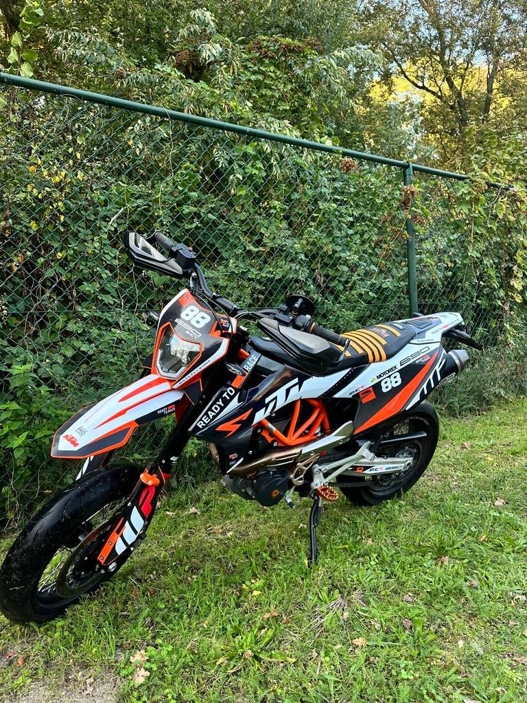 KTM 690 SMC R 2022 – Arrow uitlaat, Motoren, Motoren | KTM, SuperMoto, LED Verlichting, Particulier, Meer dan 35 kW