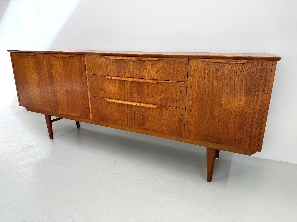 Vintage dressoir, Verzenden, Zo goed als nieuw, 25 tot 50 cm, 150 tot 200 cm