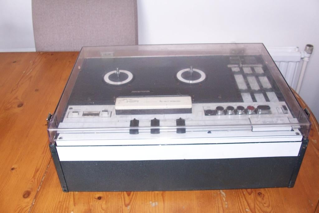 bandrecorder aristona 9197 moet nagekeken worden, Ophalen, Bandrecorder