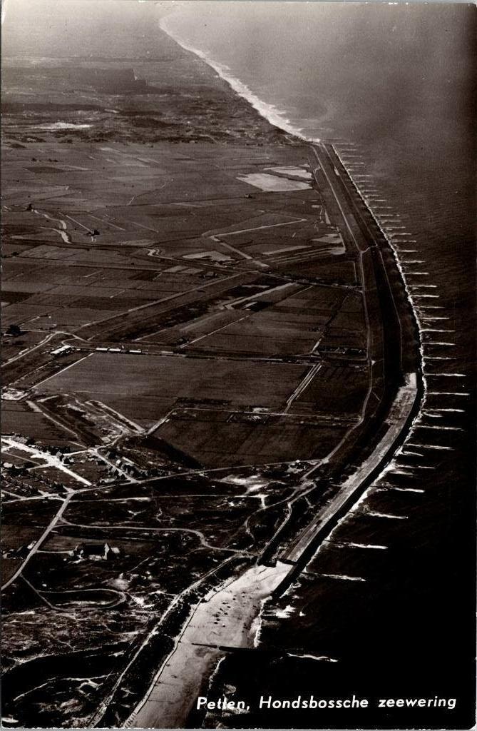 Petten - Hondsbossche zeewering luchtopname, Verzenden, 1940 tot 1960, Ongelopen, Noord-Holland