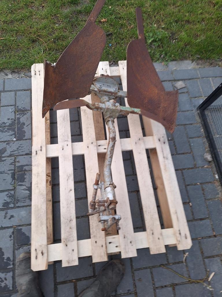 Ploeg voor een tuinfrees, Doe-het-zelf en Verbouw, Metalen, Ophalen of Verzenden