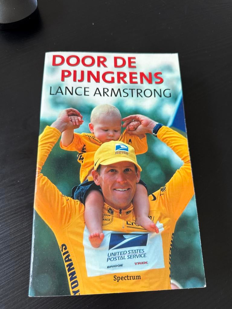 Boek Lance Armstrong - Door de pijngrens (nieuwstaat), Boeken, Ophalen of Verzenden, Zo goed als nieuw