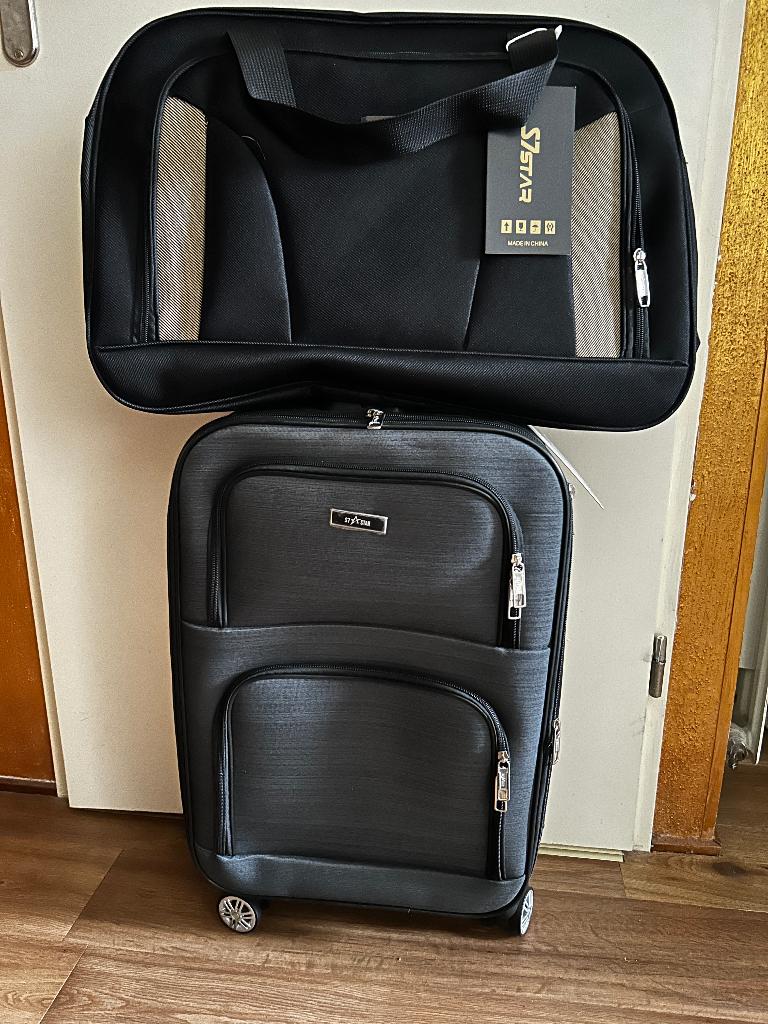 Gloednieuwe Trolley met opzettas, Ophalen, Overige materialen, Wieltjes, 50 tot 60 cm