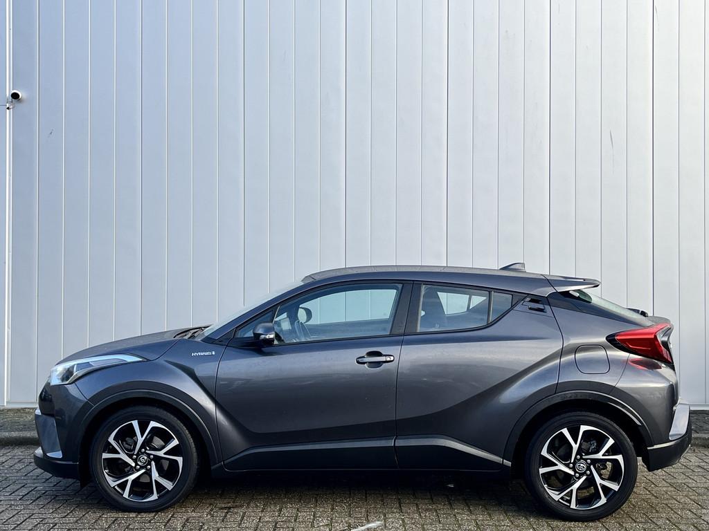 Toyota C-HR 1.8 Hybrid Dynamic 18 Inch, Trekhaak Navi Clima, Euro 6, 4 cilinders, 26 km/l, Hybride Elektrisch/Benzine