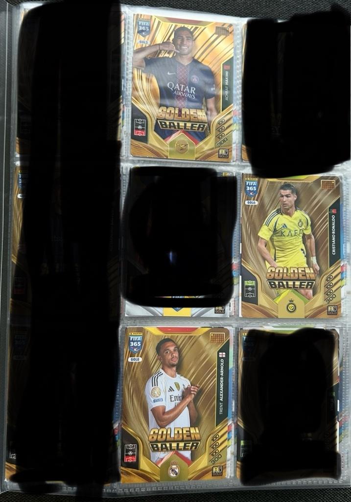 Panini Fifa 365 Adre 2026 Golden baller 2,6,8. 15 eu/stuk, Ophalen of Verzenden, Nieuw, Meerdere plaatjes