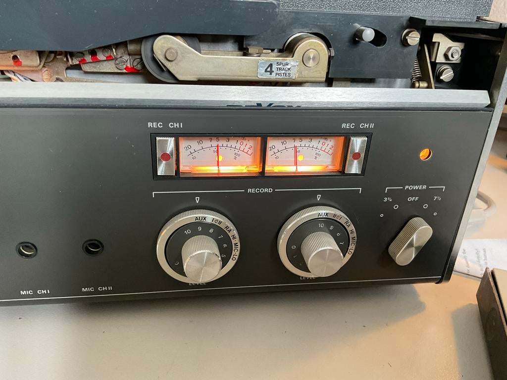 REVOX A77 4 Sporen Bandrecorder - Werkend met aandachtspunte, Ophalen, Bandrecorder
