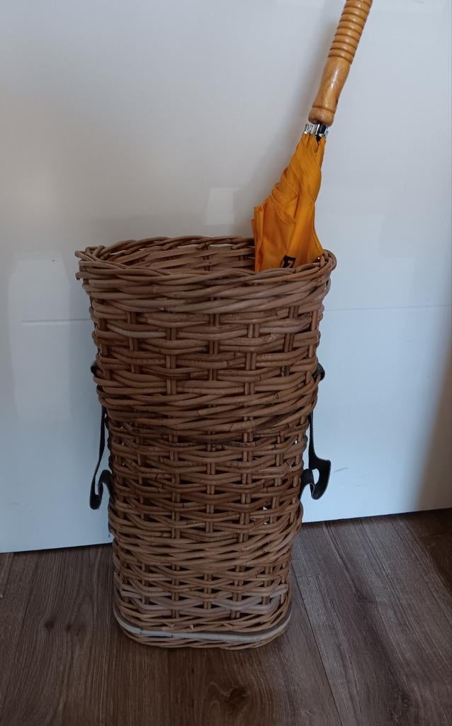 Paraplu mand/standaard, Ophalen, Zo goed als nieuw, Riet