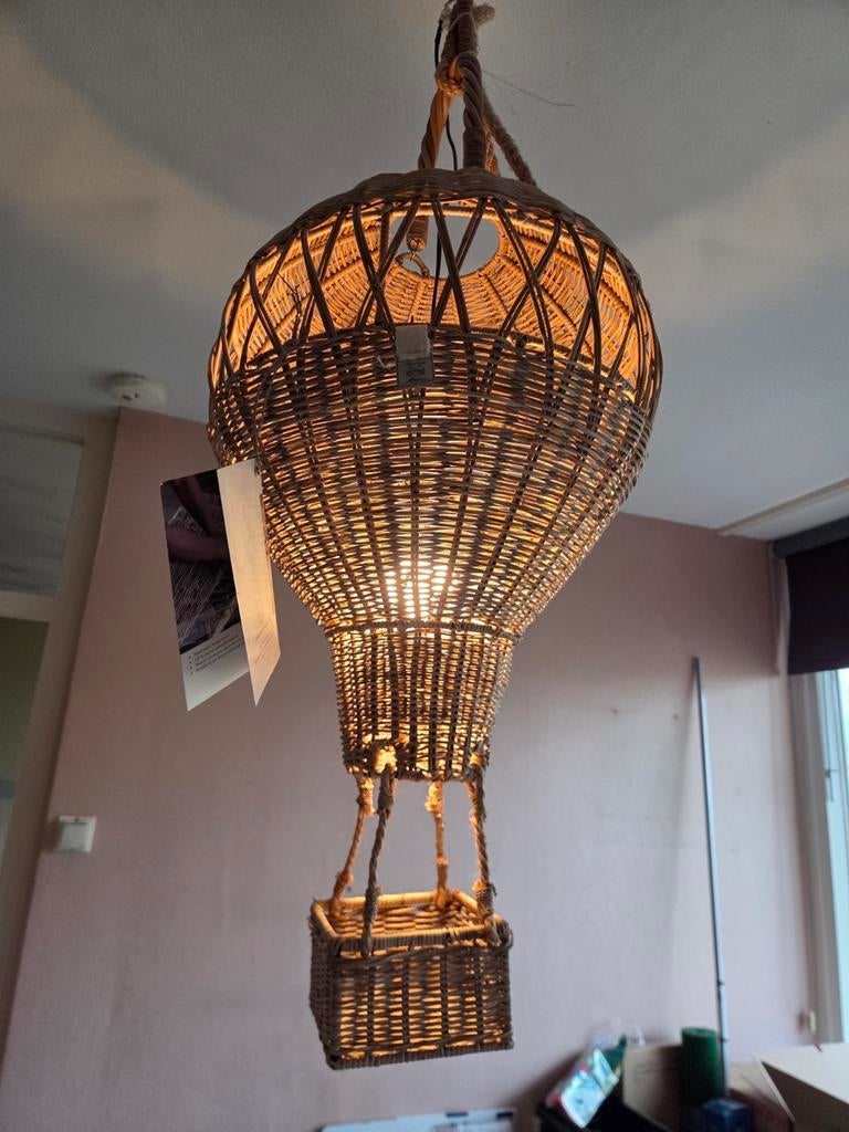 Riviera Maison Luchtballon Plafondlamp - Rotan Hanglamp, Ophalen, Overige materialen, Zo goed als nieuw, Landelijk, Bohemian, Kinderkamer