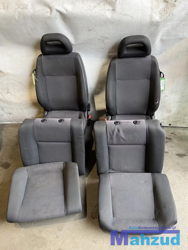 SEAT AROSA Lupo Compleet interieur stof zwart 1997-2004, Auto-onderdelen, Seat, Gebruikt, Volkswagen AG, Berliner Ring 2
38440  Wolfsburg, DE