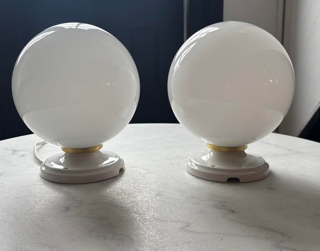 Vintage set 2 witte bollampen plafonniere plafondlampen, Ophalen of Verzenden, Zo goed als nieuw, Glas