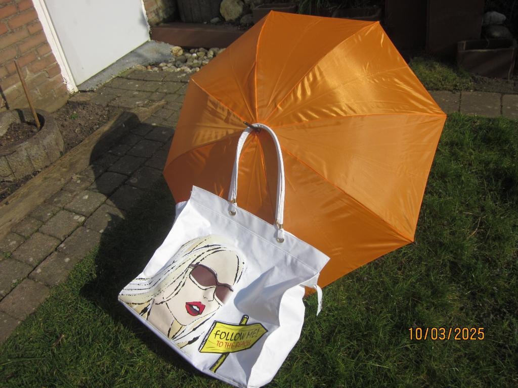 zonnenscherm strandtass, Ophalen, Zo goed als nieuw