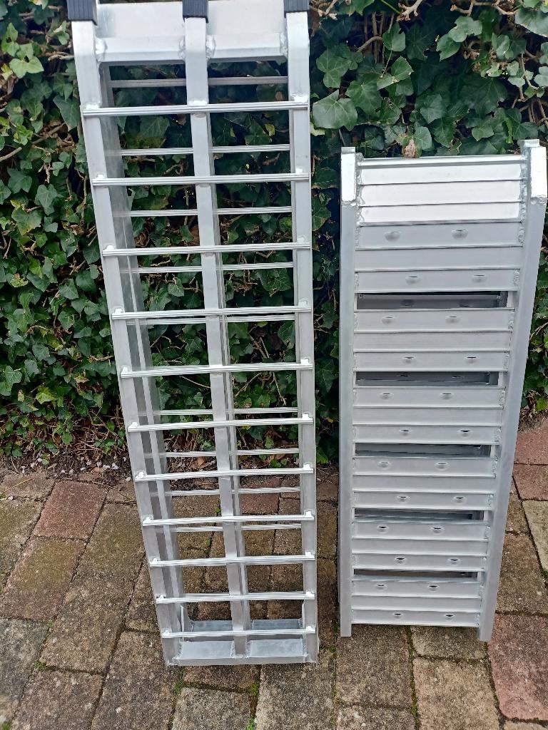 aluminium oprijplaat opvouwbaar, Motoren, Accessoires | Overige, Ophalen, Zo goed als nieuw