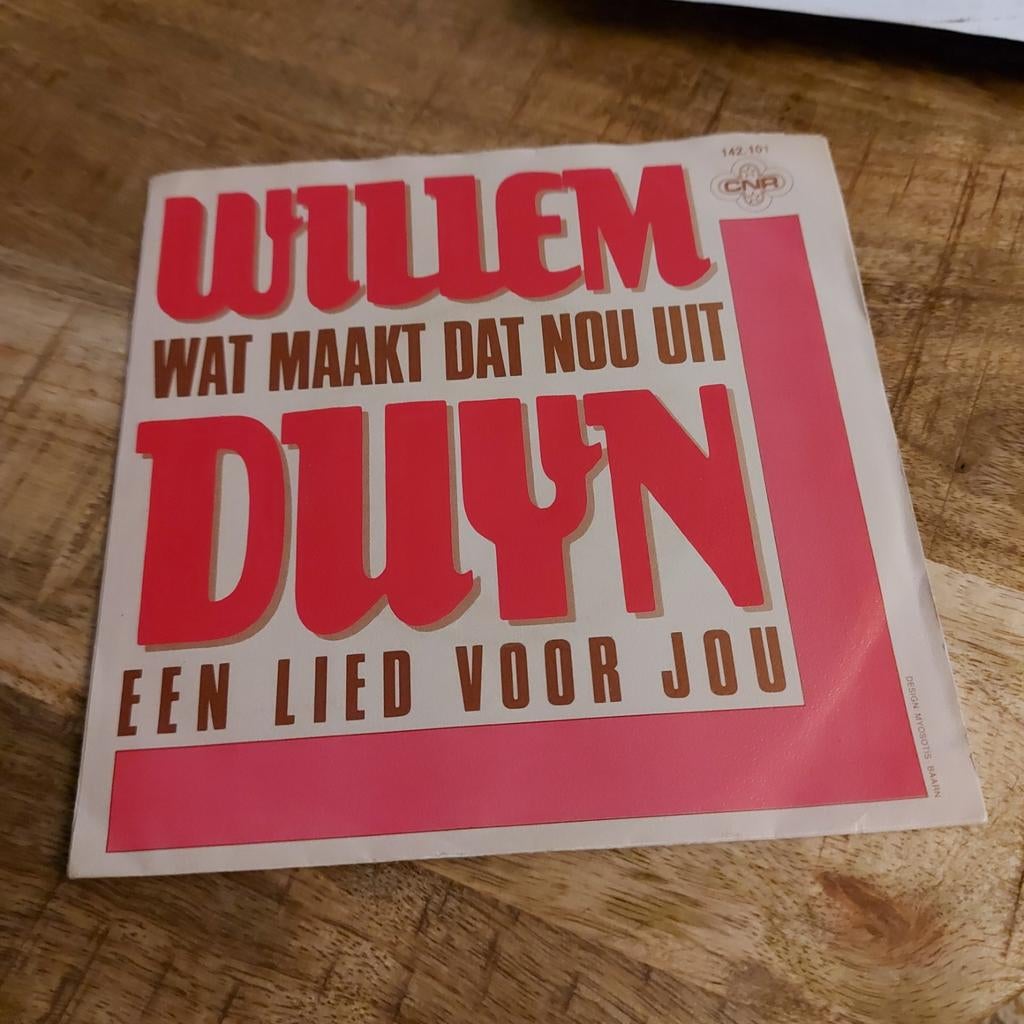Willem duyn  / wat maakt dat nou uit, Ophalen of Verzenden, Zo goed als nieuw, Nederlandstalig