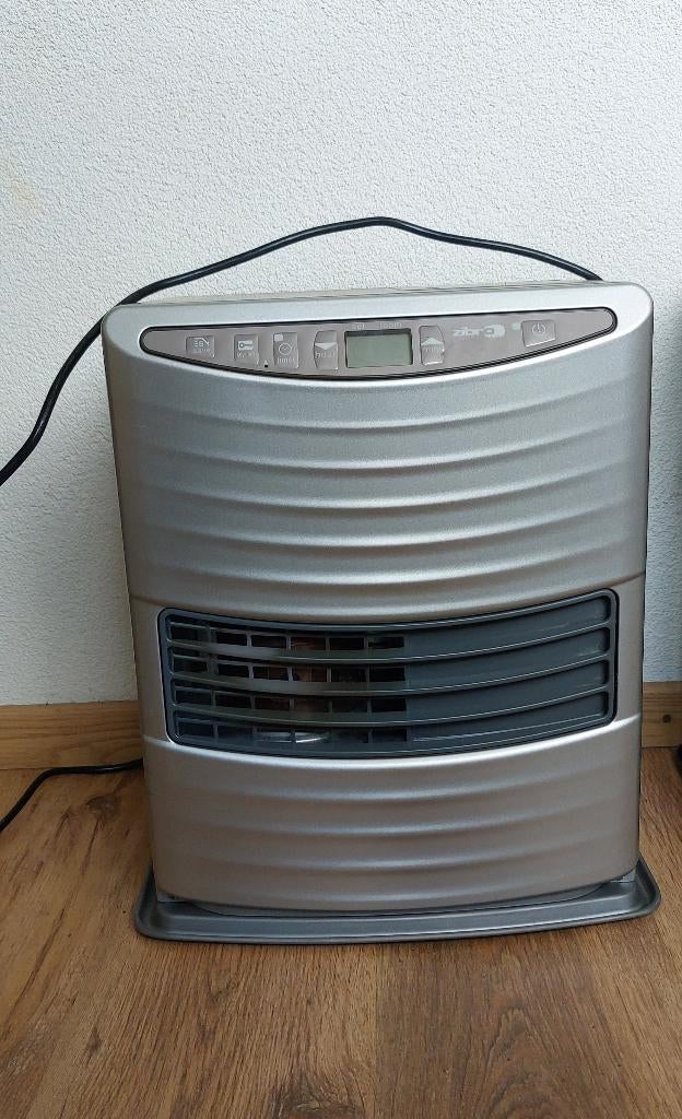 Kachel incl. 25 liter petroleum, Huis en Inrichting, Ophalen, Nieuw