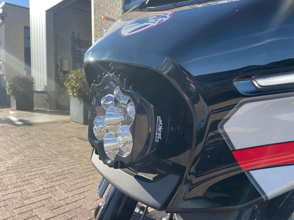 Harley Davidson Street Glide 117 FLHX- rinehart- 5HD - foto 2