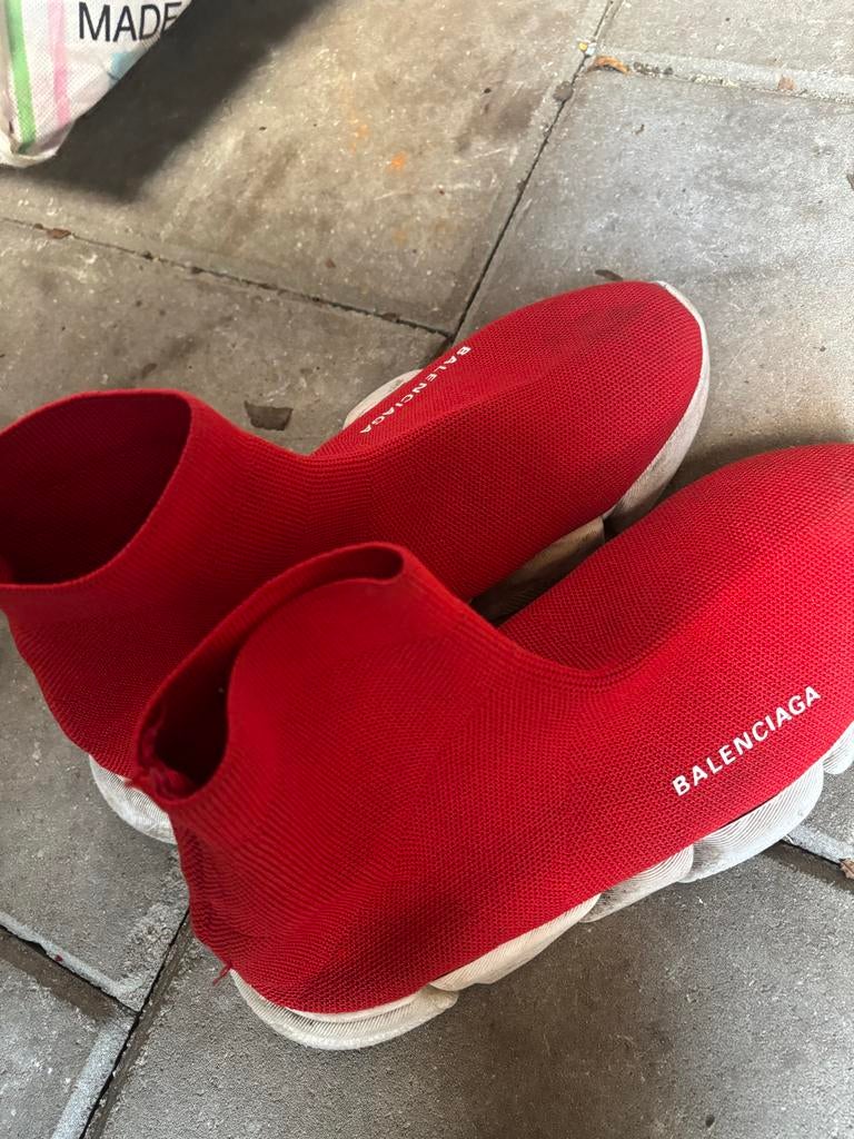Balenciaga schoenen maat 39, Kleding | Dames, Schoenen, Ophalen of Verzenden, Gedragen, Rood, Sneakers of Gympen