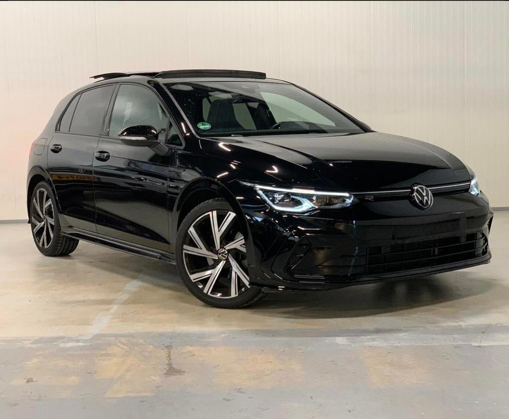Golf 1.5 Etsi 3x R-Line | Panoramadak| IQ |ACC|CAMERA, 1498 cc, 4 cilinders, Alcantara, Zwart