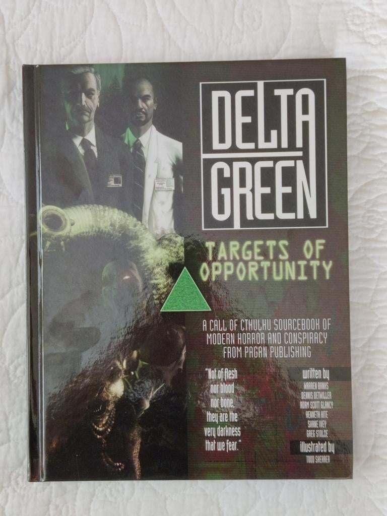 Delta Green: Targets of Opportunity - HC Cthulhu roleplay, Vijf spelers of meer, Ophalen of Verzenden, Zo goed als nieuw, Pagan Publishing