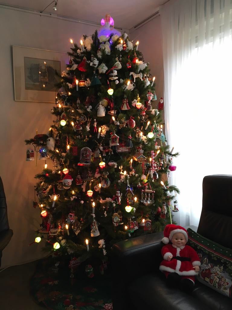 Kerstboom 240 hoog, Diversen, Kerst, Zo goed als nieuw, Ophalen