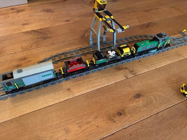 Lego goederentrein 4512 + laadkraan 4514, Verzenden, Gebruikt, Complete set, Lego