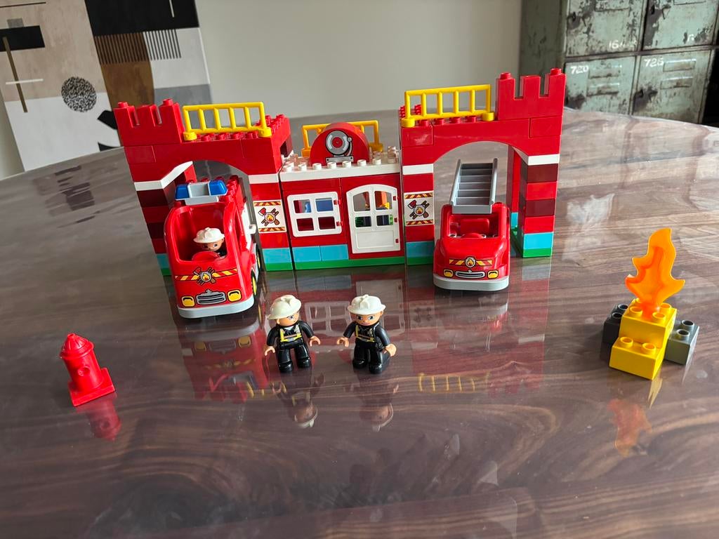 DUPLO Brandweerkazerne 10593, Kinderen en Baby's, Speelgoed | Duplo en Lego, Ophalen of Verzenden, Zo goed als nieuw, Complete set