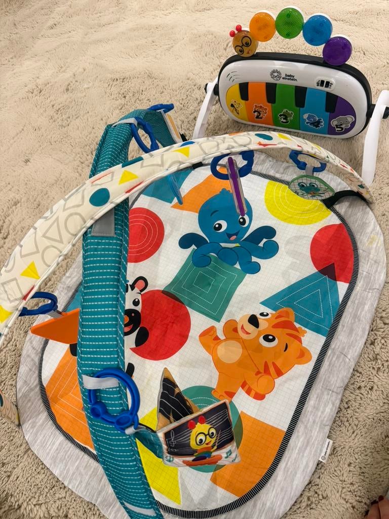 Bright Starts babygym met muziek & speeltjes, Ophalen of Verzenden, Zo goed als nieuw