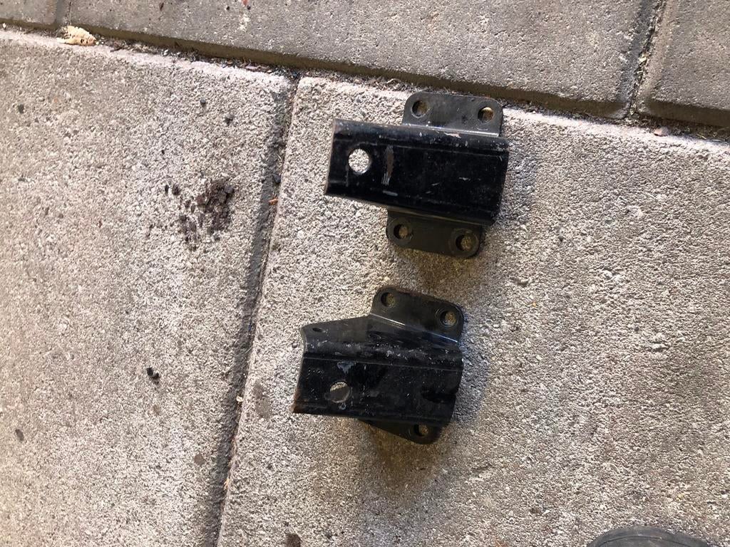 Motorsteunen en rubbers Fiat 124 sport spider., Auto diversen, Ophalen of Verzenden