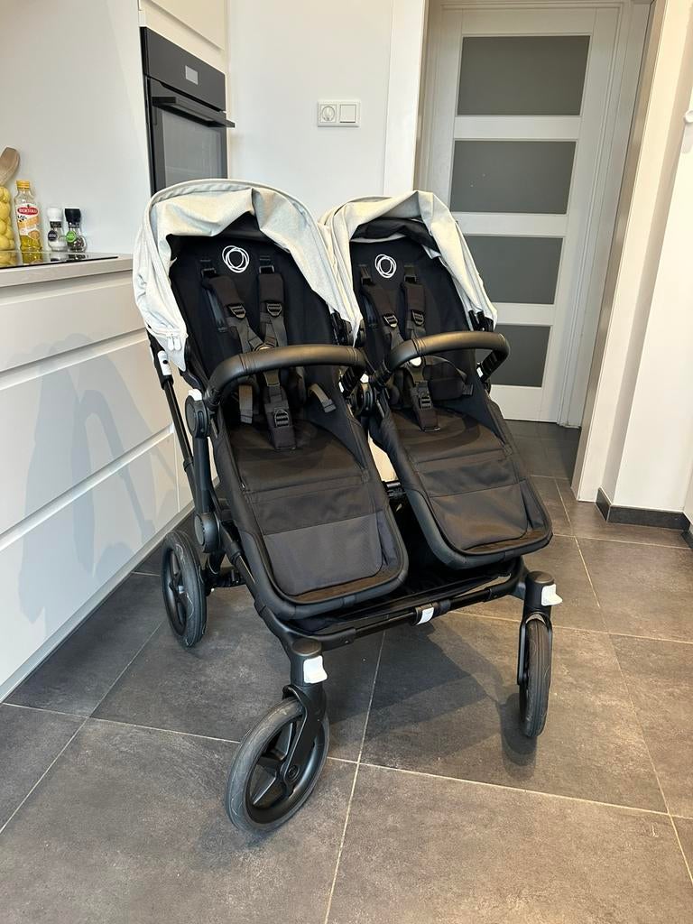 Bugaboo donkey duo 5, Bugaboo, Zo goed als nieuw, Verstelbare duwstang, Ophalen